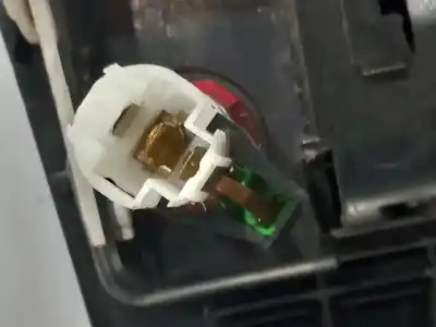 Автозапчастина б/у попільничка для volkswagen jetta (1k2) edition посилання на oem iam 1k0857961  n1.z2.9.3.0.a