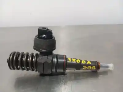 Second-hand car spare part injector for skoda fabia (6y2/6y3) attractive oem iam references 0414720037  