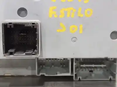 Pezzo di ricambio per auto di seconda mano scatola relè/fusibili per fiat stilo (192) 1.9 jtd cat riferimenti oem iam 46797609 501208530080  n1.z2.9.4.1