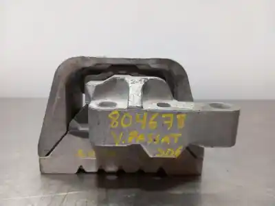 Second-hand car spare part engine support for volkswagen passat b6 (3c2) 2.0 tdi 16v oem iam references   n1.z2.6.10.3