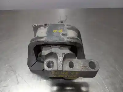 Second-hand car spare part engine support for volkswagen passat b6 (3c2) 2.0 tdi 16v oem iam references   n1.z2.6.10.3