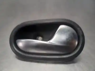 Peça sobressalente para automóvel em segunda mão puxador interior traseiro direito por dacia sandero stepway comfort referências oem iam 826724918r