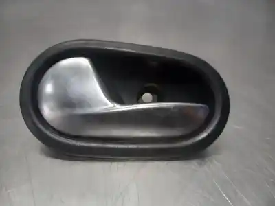 Peça sobressalente para automóvel em segunda mão puxador interior traseiro esquerdo por dacia sandero stepway comfort referências oem iam 806718771r