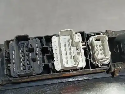 Автозапчастина б/у передні вікний вмикач для renault espace iv (jk0) grand espace expression посилання на oem iam 8200250650  n1.z1.17.6