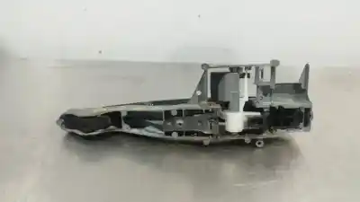 Peça sobressalente para automóvel em segunda mão puxador exterior frente direito por peugeot 207 confort referências oem iam 9680168580