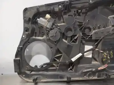 Pezzo di ricambio per auto di seconda mano alzacristalli anteriore destro per ford fiesta (cbk) 1.4 tdci cat 68 cv / 50 kw riferimenti oem iam 8a61a045h16ag  n1.z2.e/e.19.12.3.b