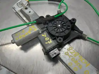 Автозапчастина б/у РЕГУЛЯТОР ПЕРЕДНЬОГО ПРАВОГО СКЛА для OPEL CORSA D  Посилання на OEM IAM 72005001  N1.Z2.20.5.2