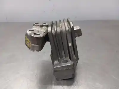 Second-hand car spare part engine support for peugeot 207 confort oem iam references 9654166080  n1.z2.6.7.4