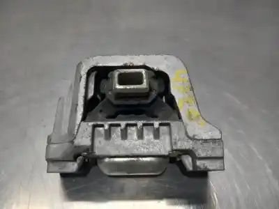 Second-hand car spare part engine support for peugeot 207 confort oem iam references 9654166080  n1.z2.6.7.4