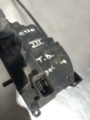 Second-hand car spare part rear left door lock for renault clio iii extreme 106 cv / 78 kw oem iam references 300128e  n1.z1.26.1.m