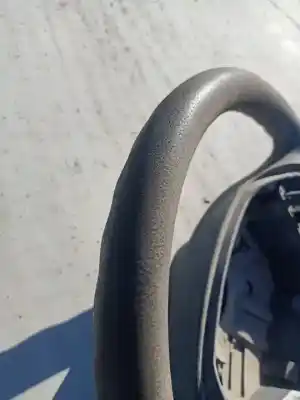 Second-hand car spare part steering wheel for dacia duster laureate 4x2 oem iam references   