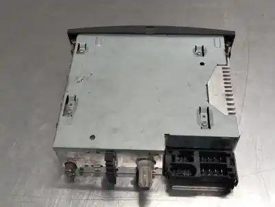 Pezzo di ricambio per auto di seconda mano impianto audio / radio cd per renault clio iii confort dynamique riferimenti oem iam 8200401291  n1.z3.2.5.3