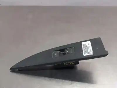 Автозапчасти б/у выключатель переднего правого окна за ssangyong kyron 200 xdi premium 4wd ссылки oem iam 7226009000  n1.z1.18.5