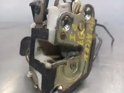 Second-hand car spare part LEFT FRONT DOOR LOCK for HYUNDAI ACCENT (X3)  OEM IAM references   N1.Z1.26.2.B