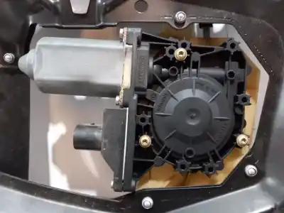 Pezzo di ricambio per auto di seconda mano alzacristalli posteriore sinistro per audi a3 (8l) 1.9 tdi attraction 101 cv / 74 kw riferimenti oem iam 8l4839753  