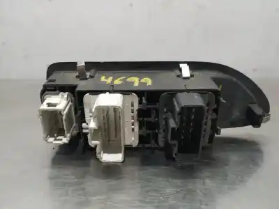 Автозапчастина б/у передні вікний вмикач для renault laguna ii (bg0) confort authentique 150 cv / 110 kw посилання на oem iam 8200018985a  n1.z1.17.6
