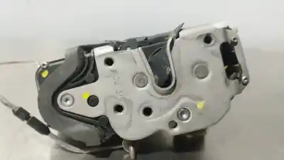 Second-hand car spare part left front door lock for opel insignia a sedán (g09) 2.0 cdti (69) oem iam references 3023881