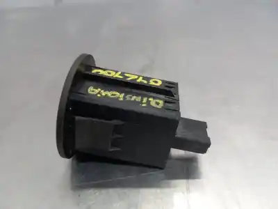 Second-hand car spare part switch for opel insignia a sedán (g09) 2.0 cdti (69) oem iam references 13577258