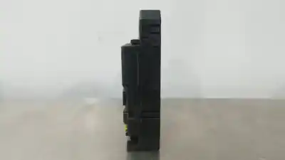 Second-hand car spare part fuse box unit for peugeot 307 break / sw (s1) 307 break / sw (s1) (2002 - 2005) oem iam references 2697004  n1.z2.9.4.3