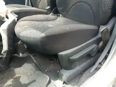 Second-hand car spare part left front seat for nissan note (e11e) visia oem iam references   