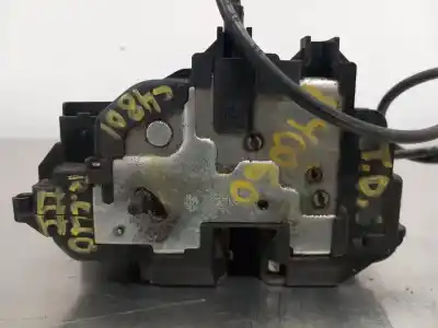 Автозапчасти б/у замок задней правой двери за renault clio iii imusic confort dynamique ссылки oem iam   n1.z1.26.1.m Автозапчасти б/у замок задней правой двери за renault clio iii imusic confort dynamique ссылки oem iam   n1.z1.26.1.m