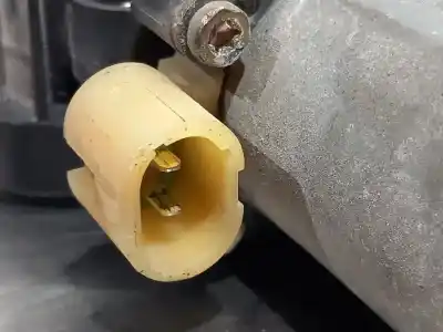 Автозапчастина б/у регулятор переднього правого скла для renault clio ii fase ii (b/cb0) base authentique 65 cv / 48 kw посилання на oem iam 77008422  n1.z2.17.1.1
