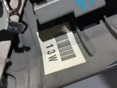 Piesă de schimb auto la mâna a doua volan pentru kia sportage ex referințe oem iam 