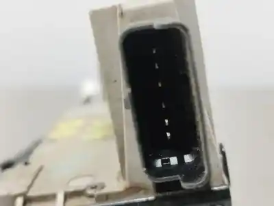 Peça sobressalente para automóvel em segunda mão fechadura da porta dianteira direita por peugeot 208 access referências oem iam 