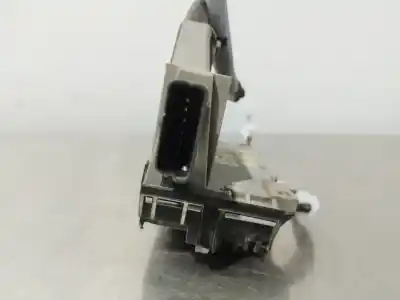 Peça sobressalente para automóvel em segunda mão fechadura da porta traseira esquerda por peugeot 208 access referências oem iam 