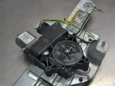 Peça sobressalente para automóvel em segunda mão elevador de vidros dianteiro direito por peugeot 208 access referências oem iam 