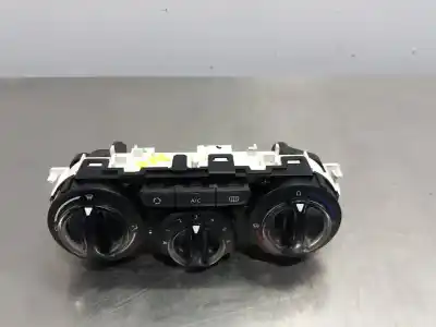 Peça sobressalente para automóvel em segunda mão comando de sofagem (chauffage / ar condicionado)  por peugeot 208 access referências oem iam   n1.z2.8.4.4