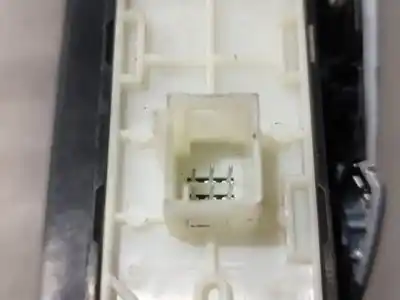 Second-hand car spare part multifunction switch for peugeot 208 access oem iam references 9673861377  n1.z2.8.4.4