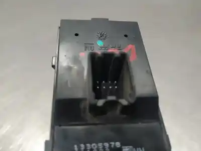 Peça sobressalente para automóvel em segunda mão botão / interruptor elevador vidro dianteiro esquerdo por opel astra j (p10) 1.4 turbo (68) referências oem iam 13305978  n1.z1.17.9