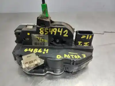 Автозапчастина б/у замок дверей заднього лівого для opel astra j (p10) 1.4 turbo (68) посилання на oem iam 13578022  n1.z1.26.4.a