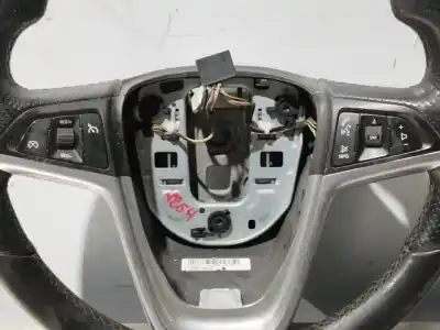 Second-hand car spare part steering wheel for opel astra j (p10) 1.4 turbo (68) oem iam references 13351022