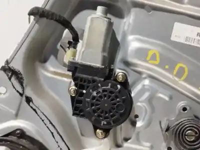 Peça sobressalente para automóvel em segunda mão elevador de vidros dianteiro direito por kia sportage lx referências oem iam 824801fxxx