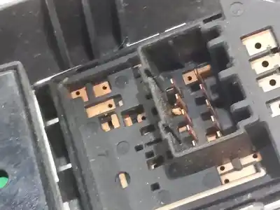 Peça sobressalente para automóvel em segunda mão botão / interruptor elevador vidro dianteiro esquerdo por kia sportage lx referências oem iam 4834931110