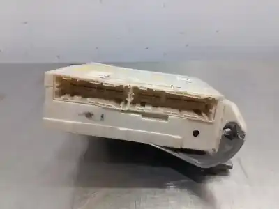 Автозапчасти б/у блок реле/предохранителей за lexus is200 (ds2/is2) 220d ссылки oem iam 8273053050  n1.z2.9.3.4