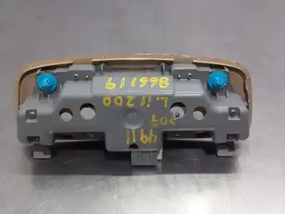 Автозапчастина б/у внутрішне світло для lexus is200 (ds2/is2) 220d посилання на oem iam   n1.z2.8.7.1