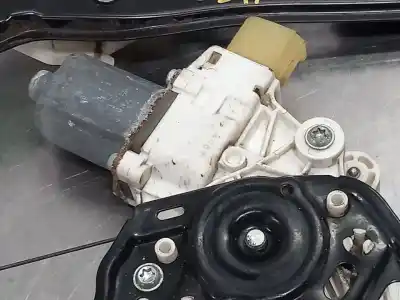 Second-hand car spare part driver left window regulator for bmw serie 1 berlina (e81/e87) 116d oem iam references 7067795s