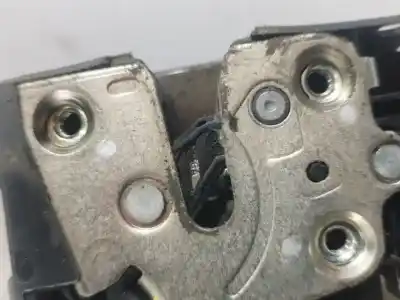 Second-hand car spare part left front door lock for dacia sandero ambiance oem iam references 