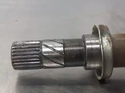 Second-hand car spare part front right transmission for dacia duster ii comfort oem iam references   n2.z1.2.4.3