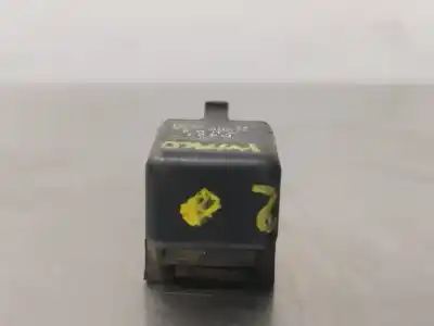 Second-hand car spare part RELAY for KYMCO DINK  OEM IAM references D421KHD8  MOTO.CAJA.1