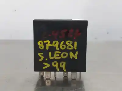 Second-hand car spare part windshield wiper control unit for seat leon (1m1) 1.6 oem iam references 4b0955531a  n2.z1.1.19