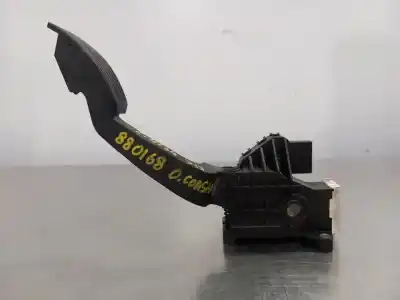 Pezzo di ricambio per auto di seconda mano pedale dell acceleratore per opel corsa d selective 86 cv / 63 kw riferimenti oem iam 13305804  n1.z2.3.8.3