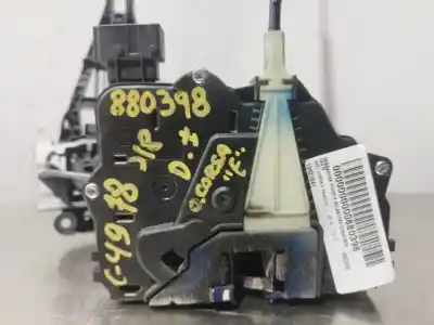 Second-hand car spare part left front door lock for opel corsa e selective oem iam references 13431841  n1.z1.26.4.a