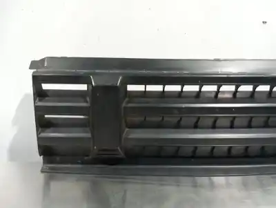 Pezzo di ricambio per auto di seconda mano GRIGLIA ANTERIORE per LAND ROVER DISCOVERY (SALLJG/LJ)  Riferimenti OEM IAM   N1.Z3.3.7.2