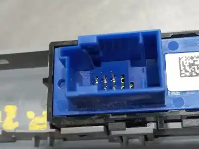 Second-hand car spare part multifunction switch for peugeot 208 active oem iam references 9677059077  n2.z1.1.30