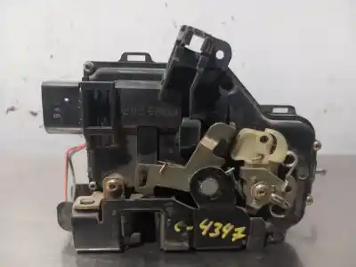 Peça sobressalente para automóvel em segunda mão fechadura da porta dianteira direita por audi a6 berlina (4b2) 1.8 t referências oem iam 4b1837016b