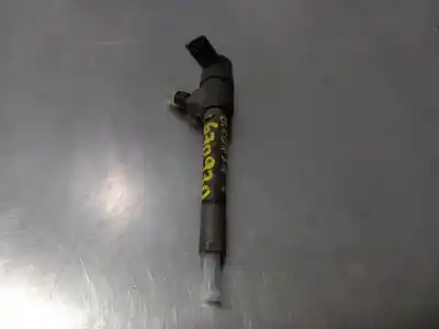 Pezzo di ricambio per auto di seconda mano iniettore per opel corsa 3 c 1.3 cdti 70ch manual riferimenti oem iam 0445110083  